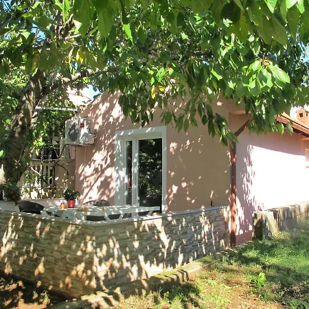 Catarina 1 By Interhome